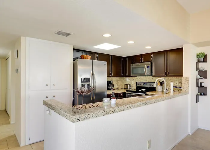 Sunny Townhome W/ Patio & Mountain Views! Ferienhaus *