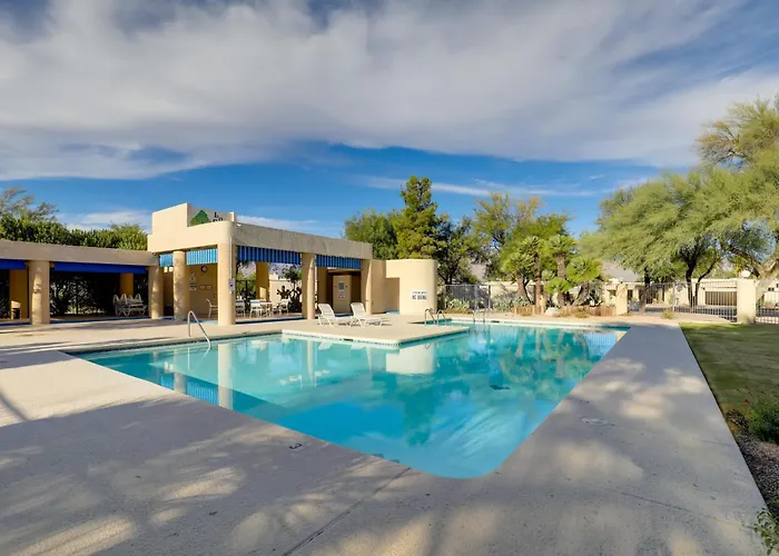 Sunny Townhome W/ Patio & Mountain Views! *