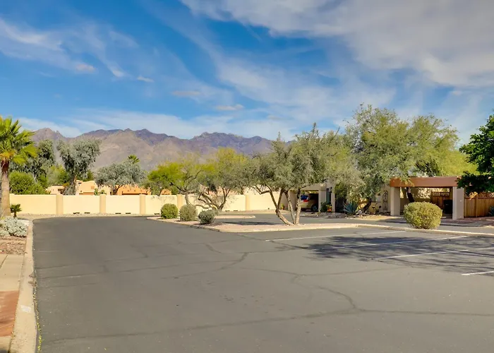 Sunny Townhome W/ Patio & Mountain Views! Ferienhaus