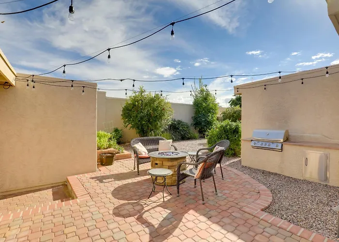 Sunny Townhome W/ Patio & Mountain Views!