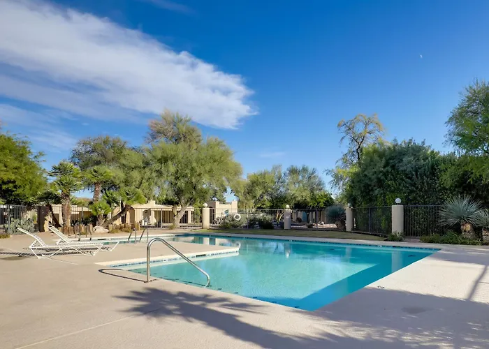 Sunny Townhome W/ Patio & Mountain Views! *
